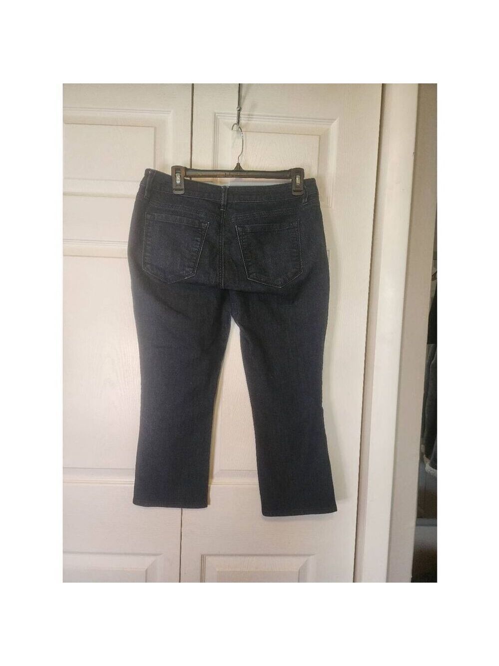 Ann Taylor Loft Capris - Picture 3 of 4